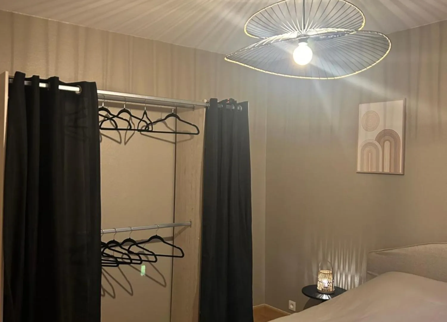 Coloc Chambre Privee Meublee Dans Un Appartement Lumineux Et Spacieux Annemasse 0*,  France